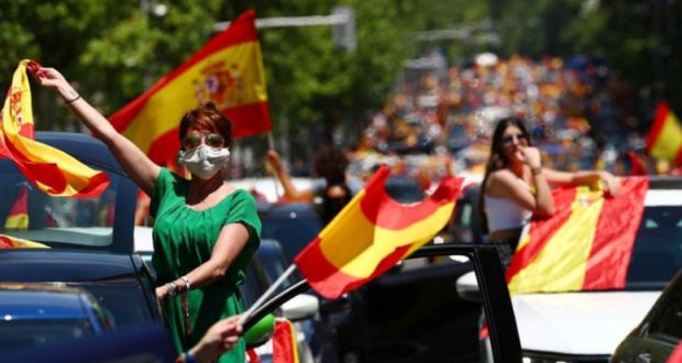 Anti-Mask Protests In Spain